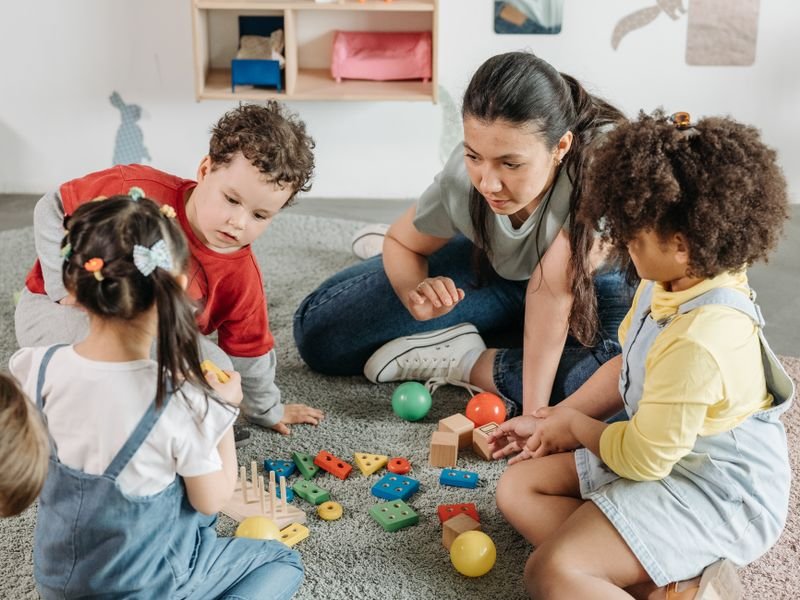 Collaborating with teachers and other therapists